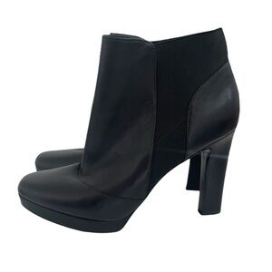 Via Spiga Tocarra Women’s Black  Pull On Leather Heeled Booties Size 8.5